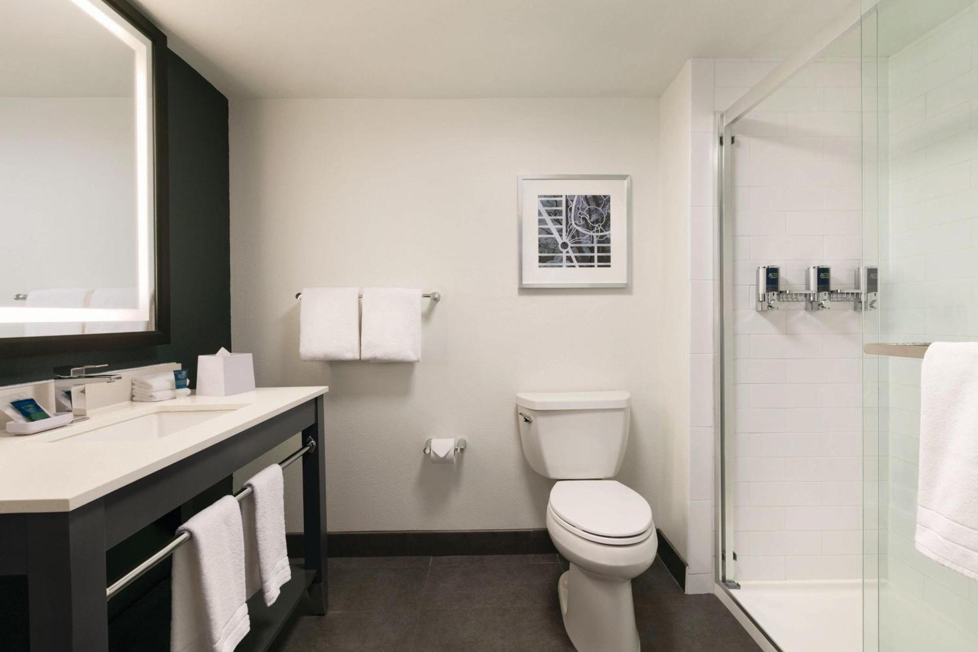 Four Points By Sheraton Raleigh Arena Εξωτερικό φωτογραφία